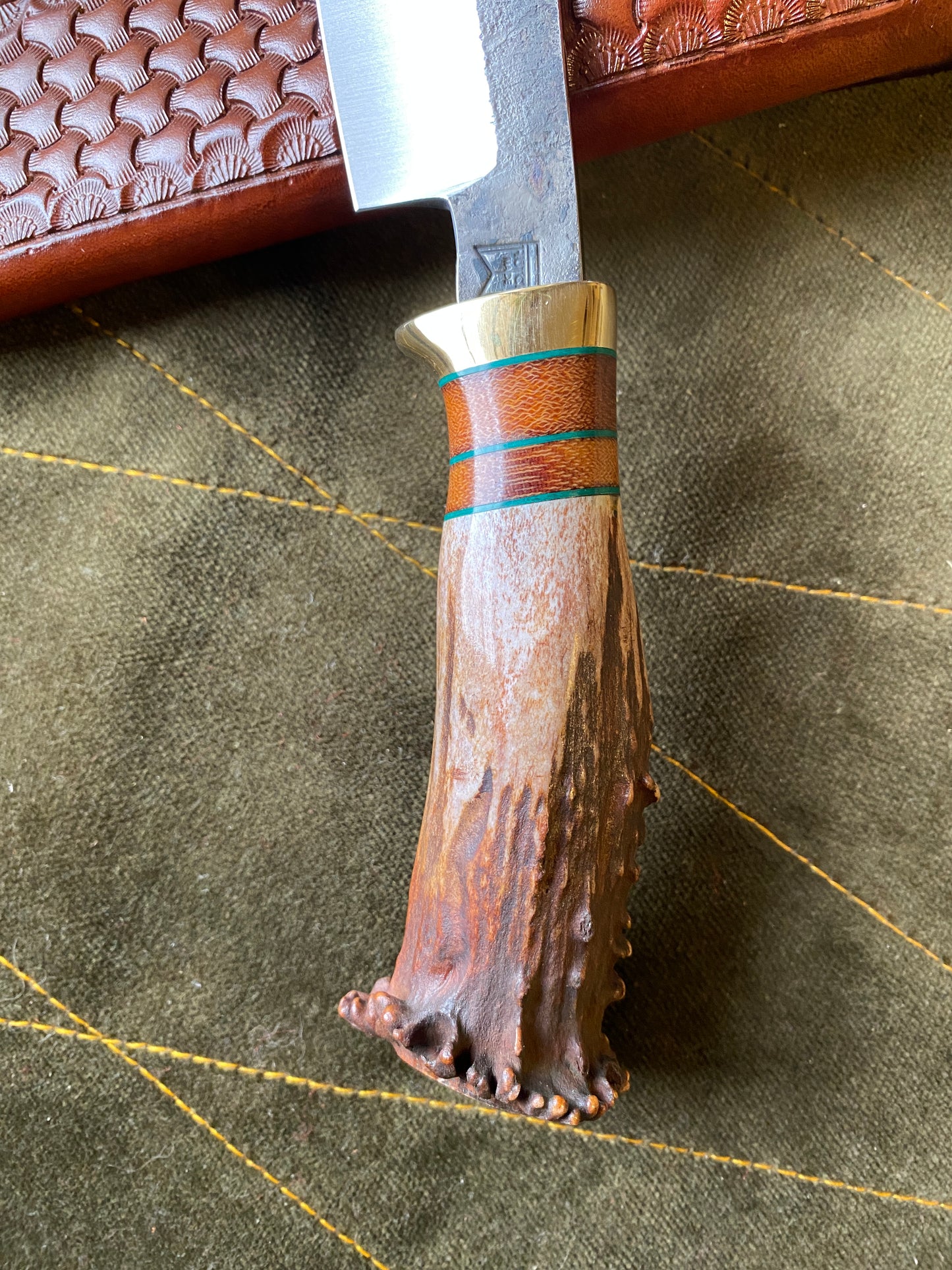 Whitetail crown skinner
