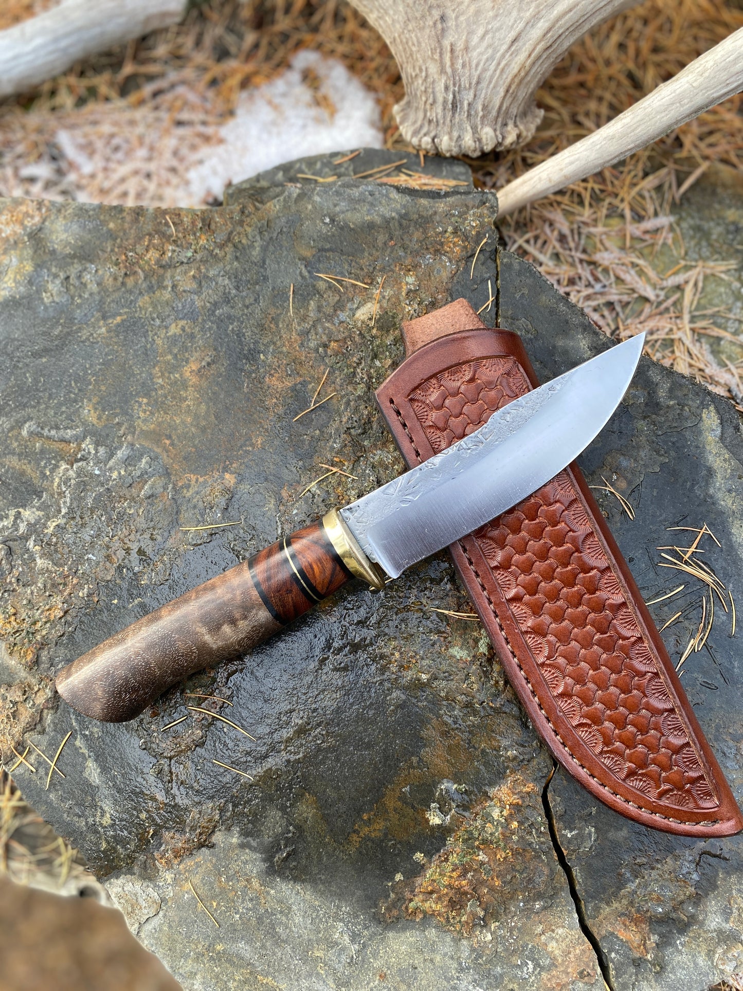 Hand forged field knife