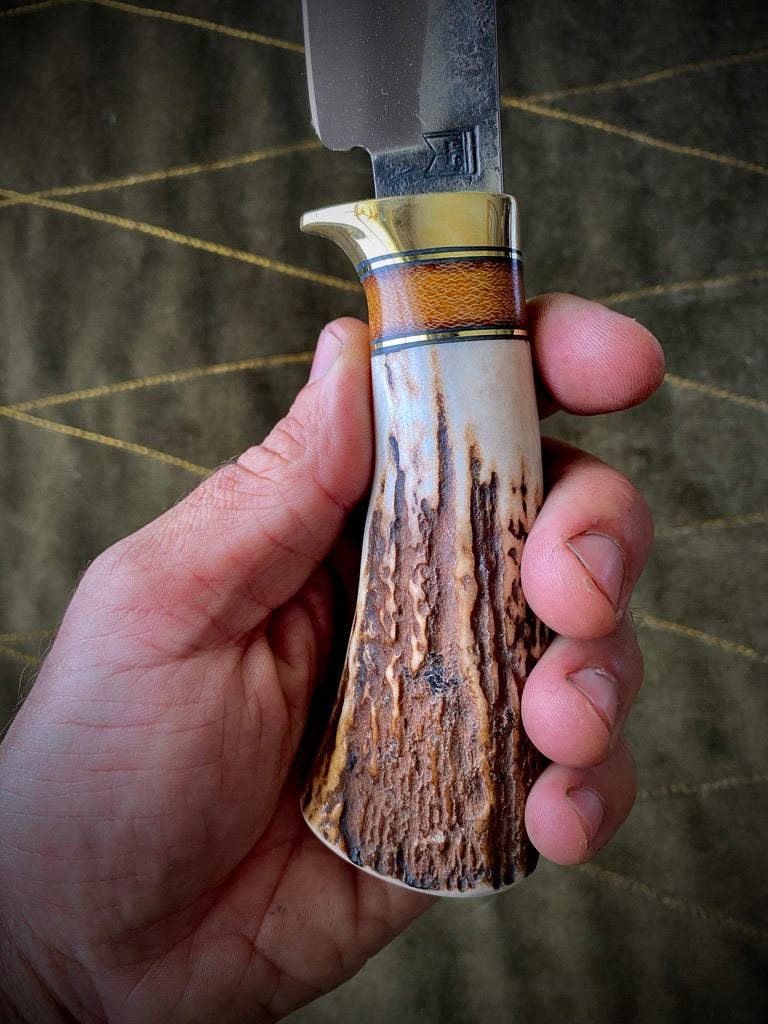 Stag Handle Hunter