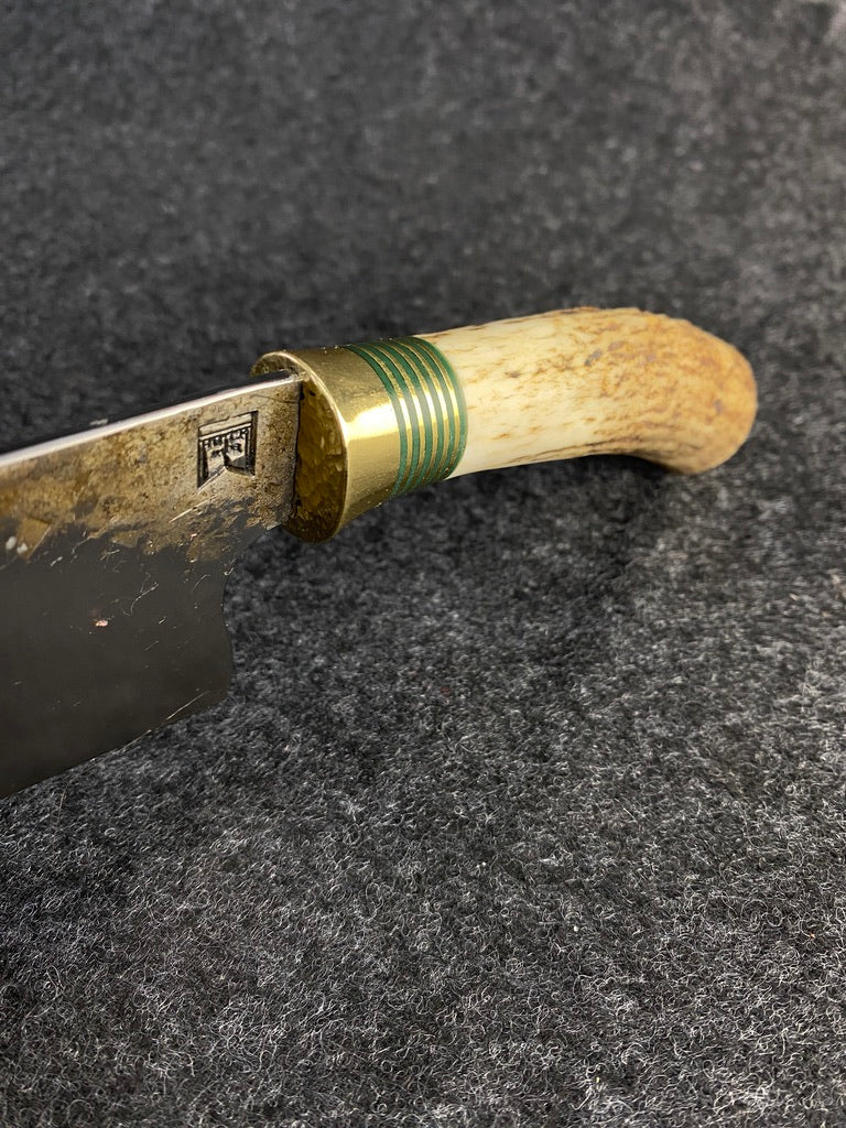 frontier chefs with elk antler