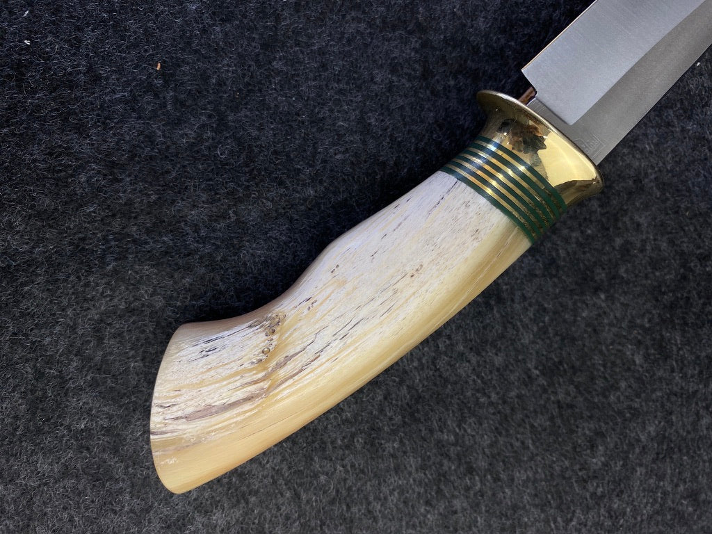 Drop point hunter with bighorn sheep