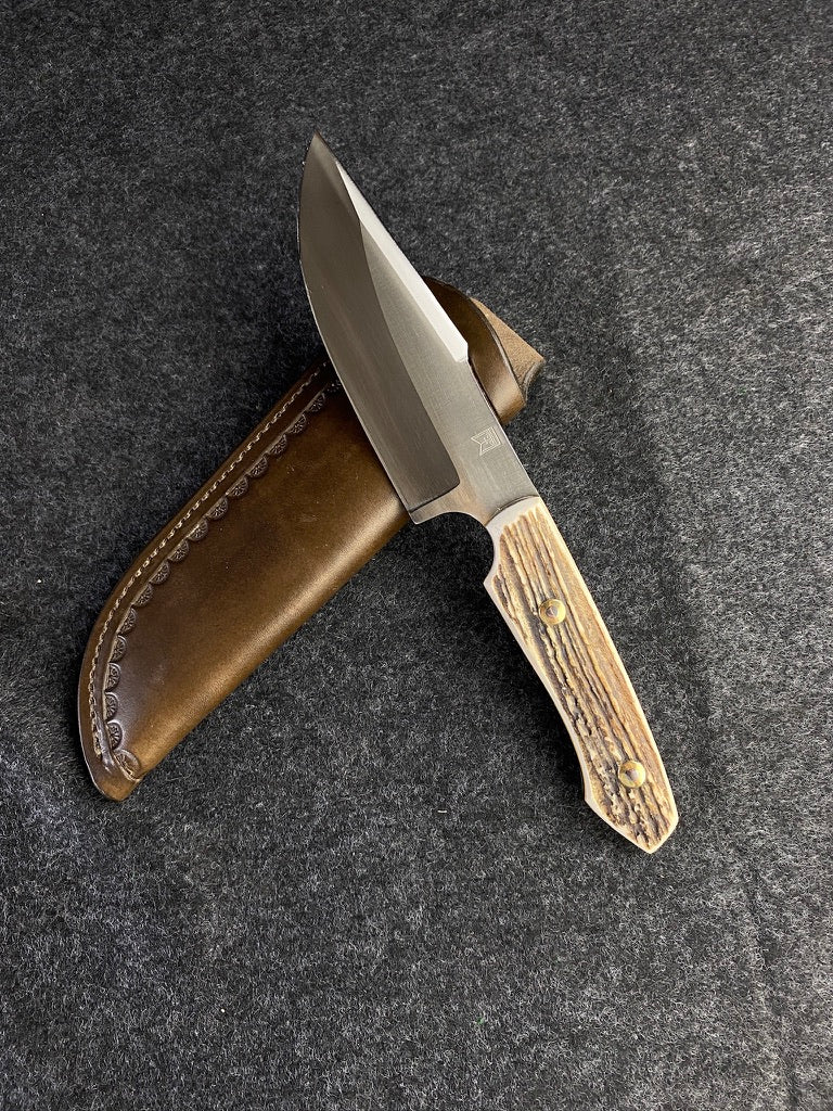 stainless red stag skinner