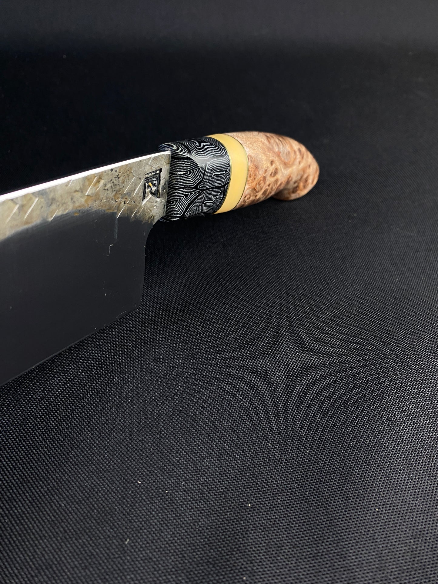 Spicy white chef with maple Burl