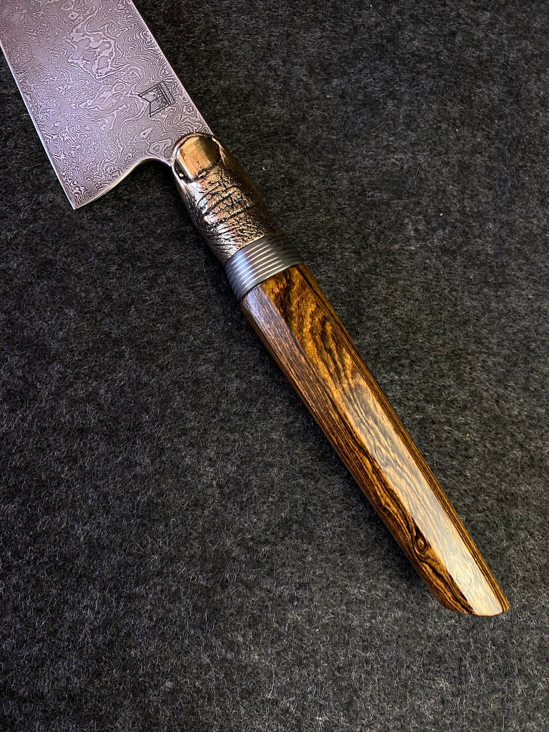 thumbs up damascus chefs knife