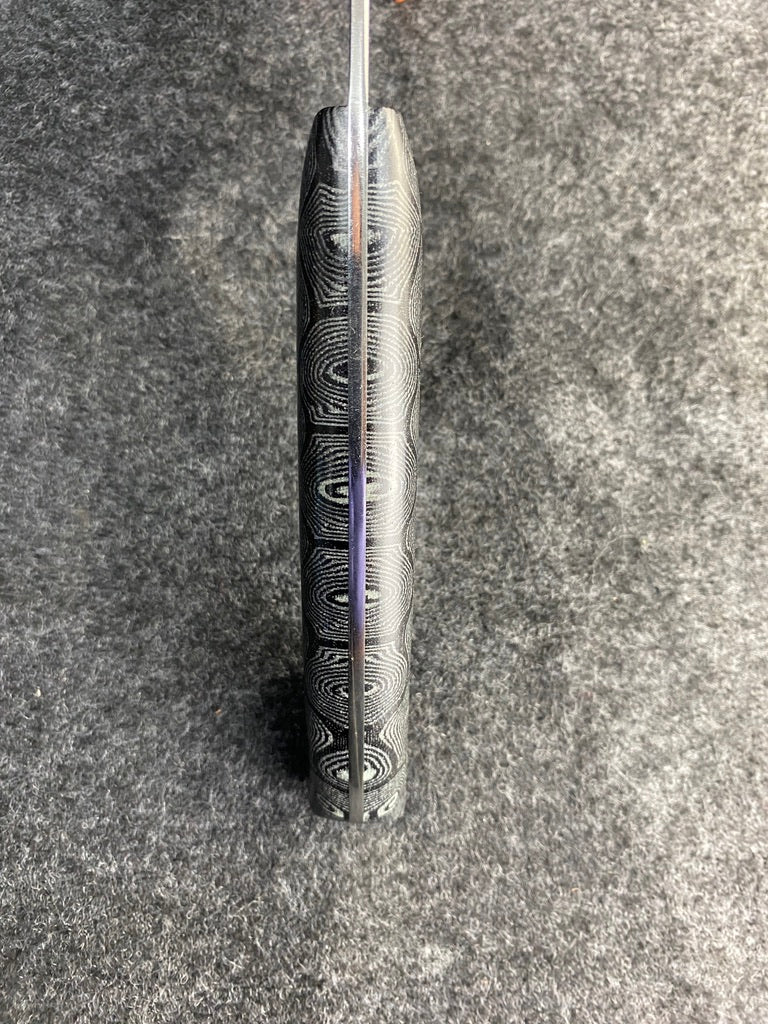k-tip with black raindrop micarta
