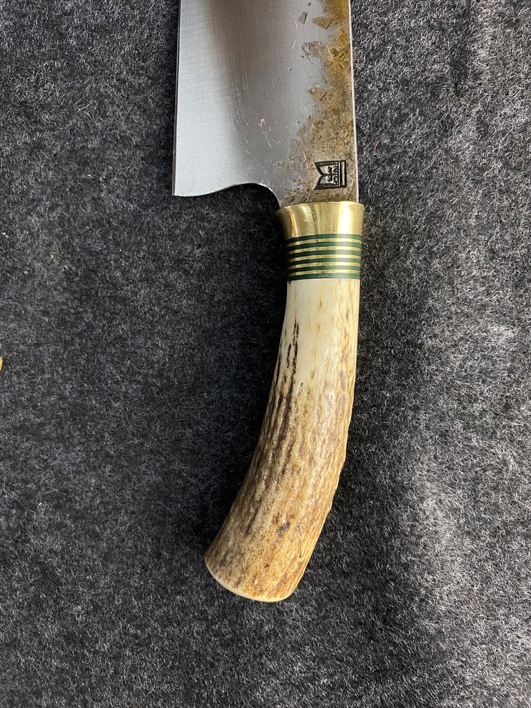 frontier chefs with elk antler