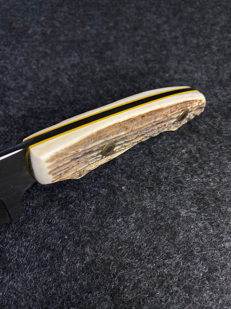 stainless red stag skinner