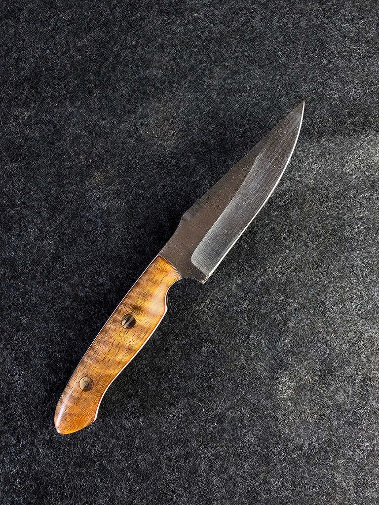stainless hunter in curly mango