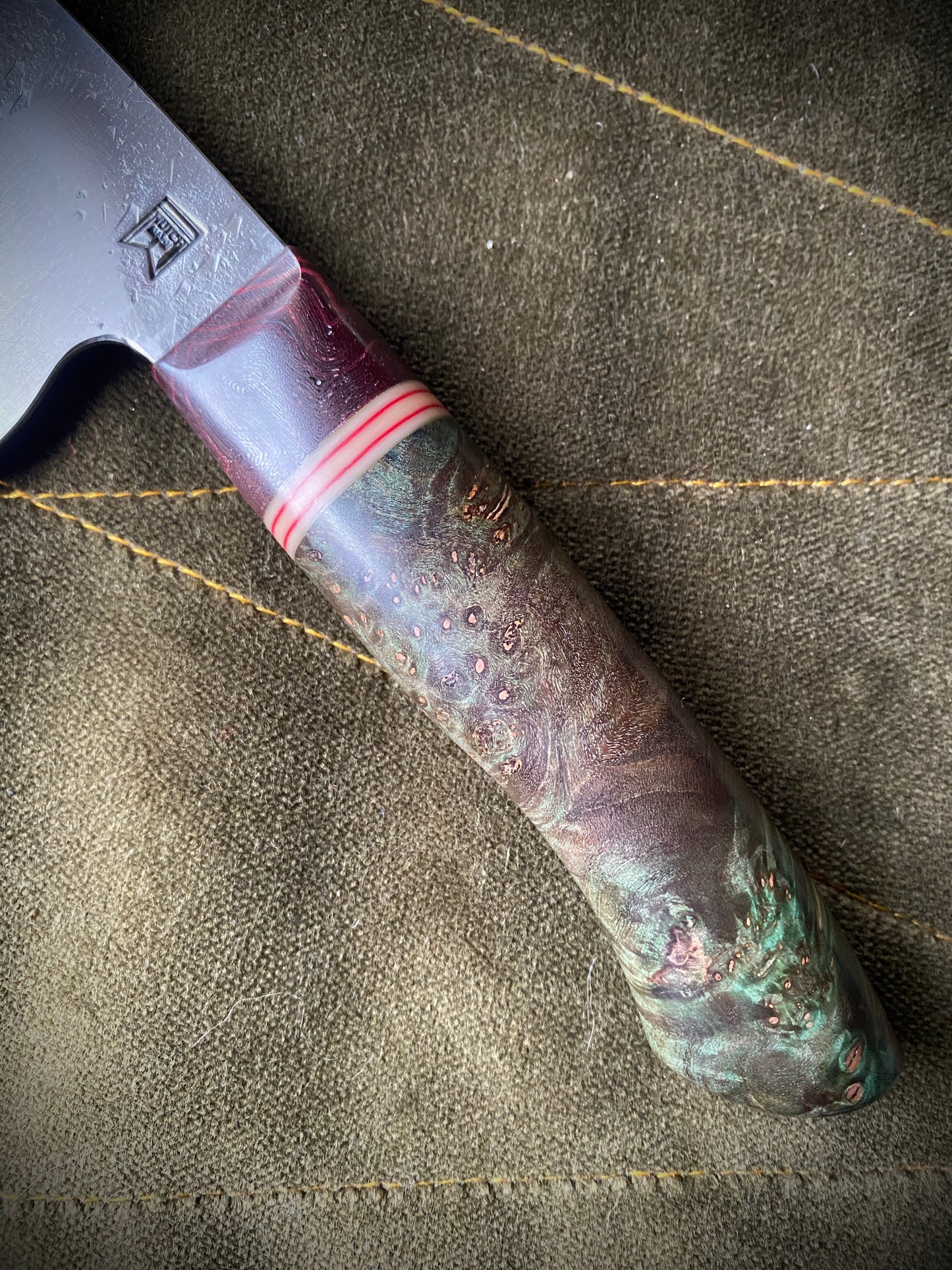 Large 9" carbon chefs